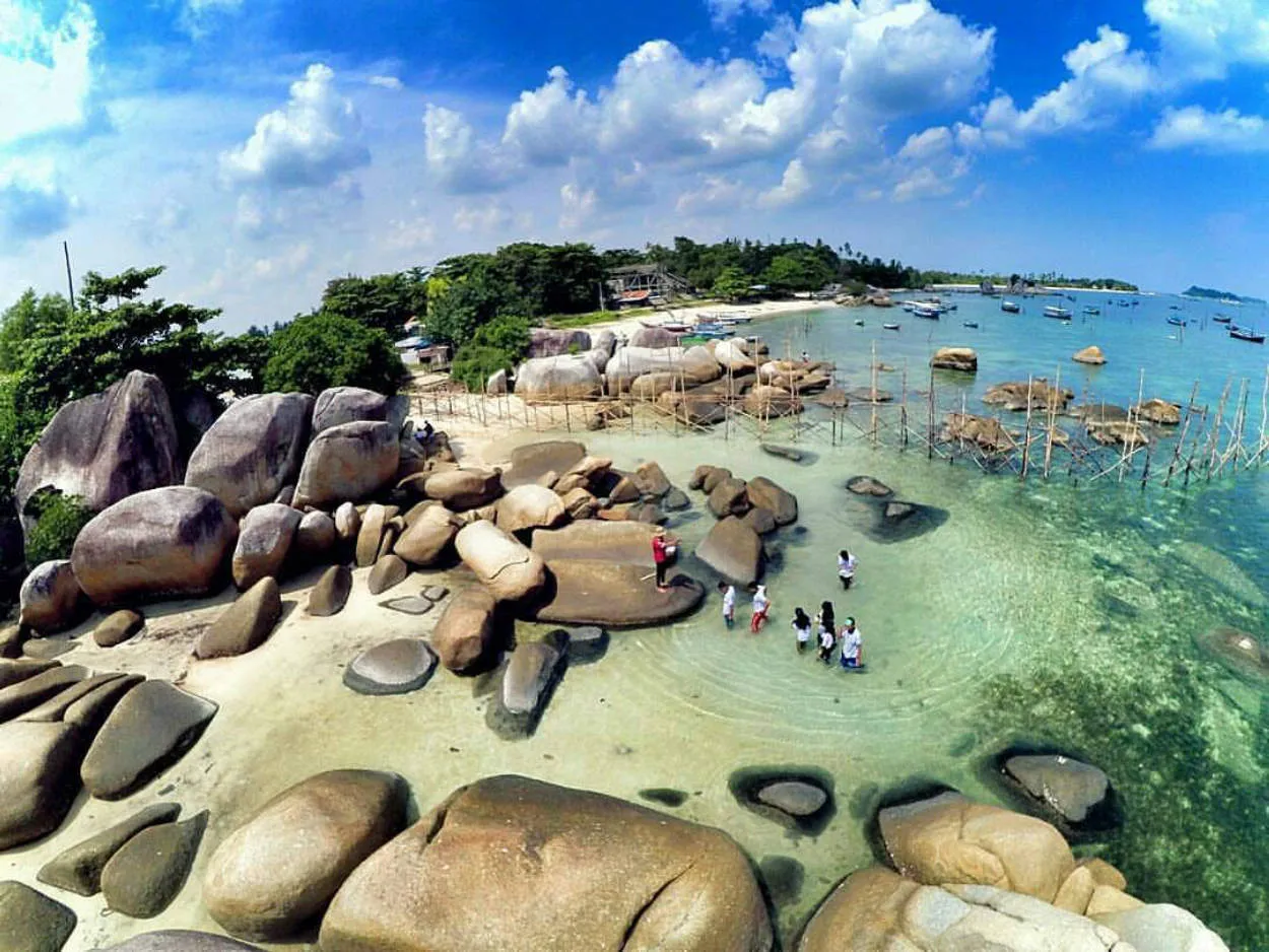 Rekomendasi Tempat Wisata di Bangka Belitung yang Harus Anda Coba